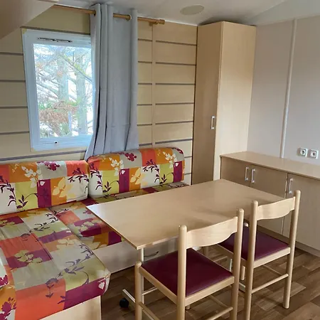 Mobil Cosy, & Piscine Chauffee