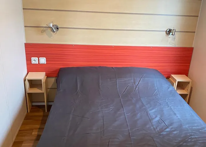 Mobil Cosy, & Piscine Chauffee Camping Port-la-Nouvelle